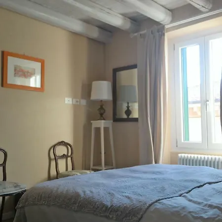 Romantic And Cozy Flat Verona